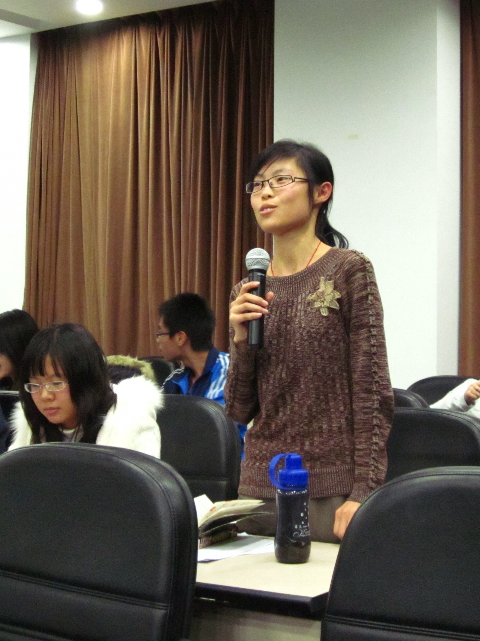 公司亲友团互动