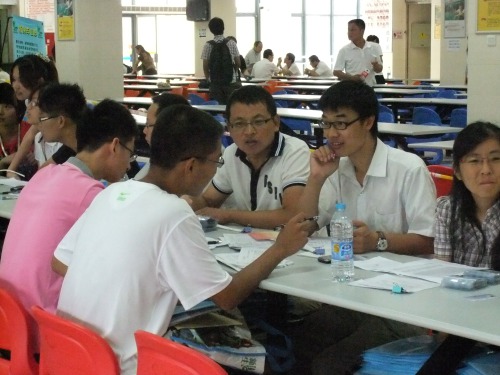 Bevictor韦德新生报到现场